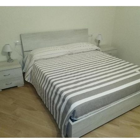 Casa Porta San Francesco Bed & Breakfast Alatri ภายนอก รูปภาพ